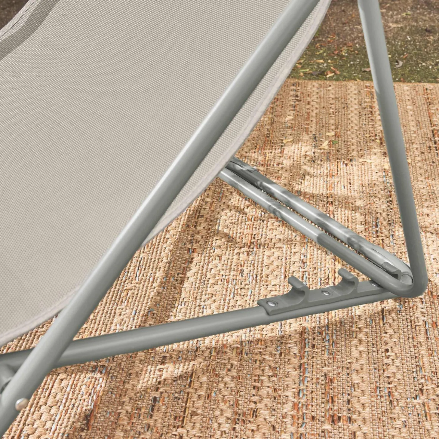 4er-Set klappbare Liegestühle für den Garten