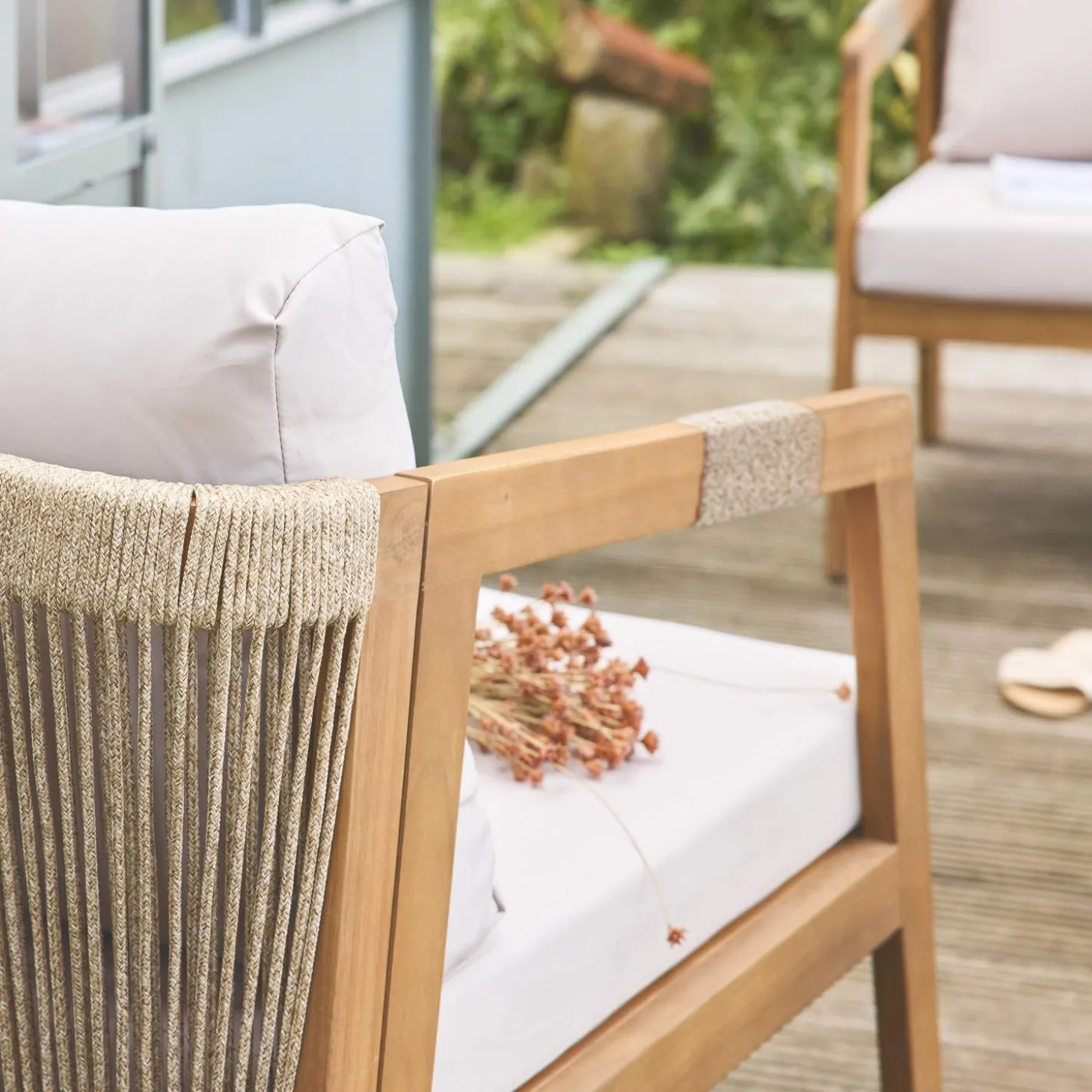 Gartenmöbelset aus Akazie für 4 Personen mit Seilbespannung