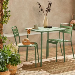Gartentisch mit 2 Stühlen aus Stahl