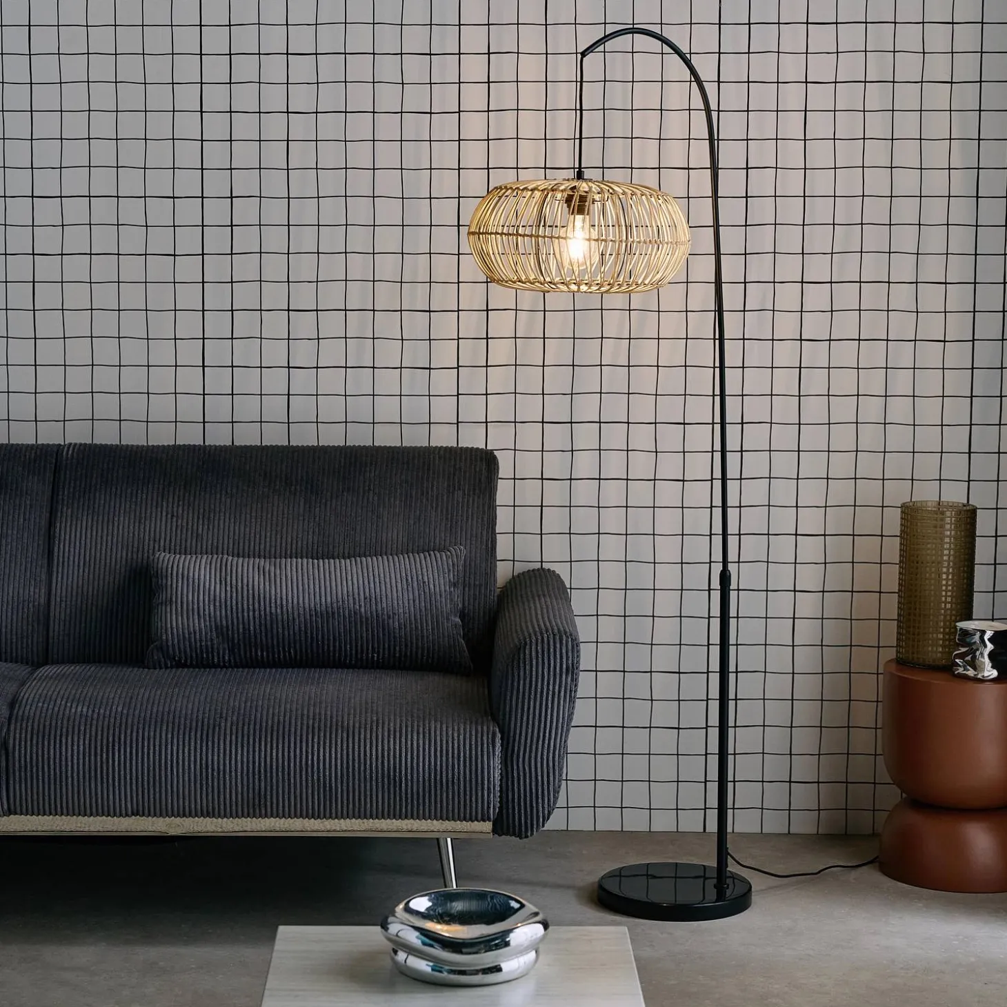 Indoor-Stehlampe mit natürlichem Rattan H 170cm