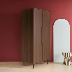 Kleiderschrank im Holzlook mit 2 Türen, Regalen und Kleiderstange