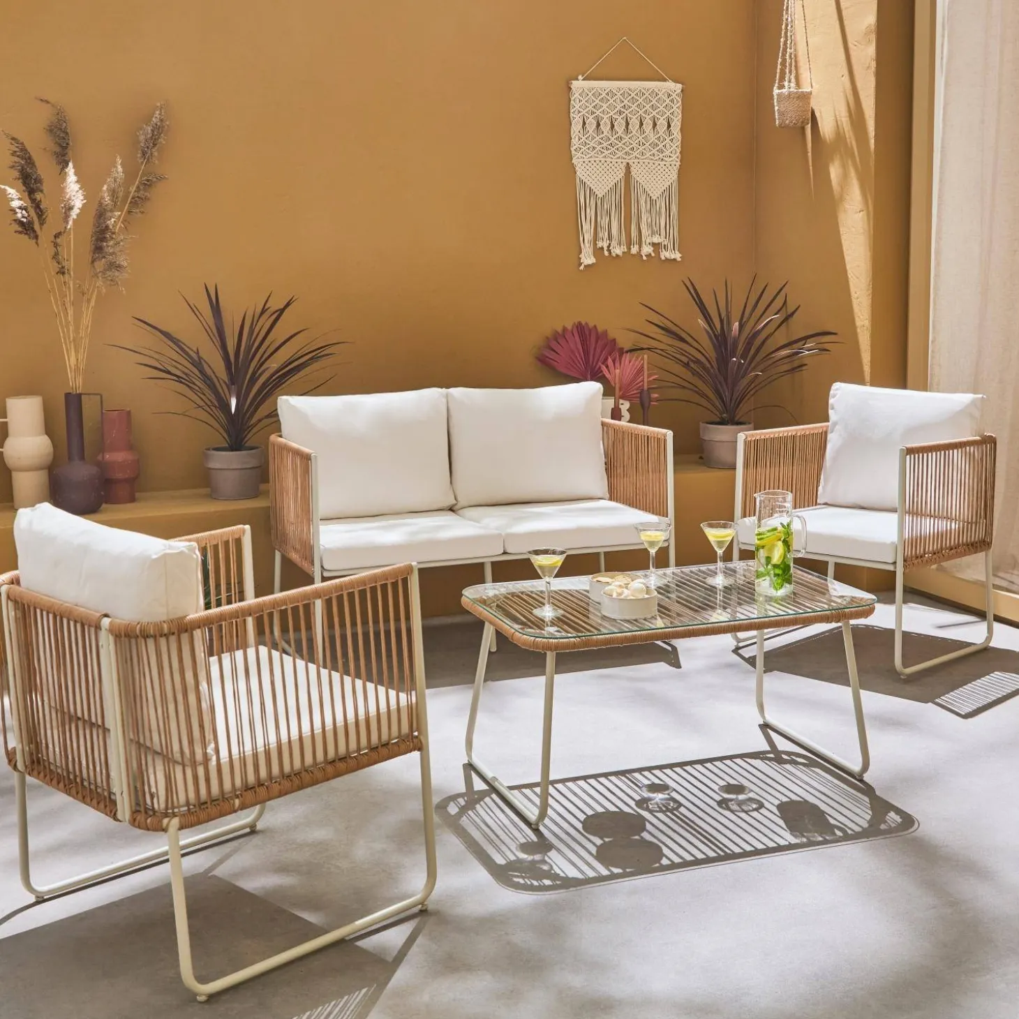 Loungeset aus verzinktem Stahl mit Kunststoffbespannung, 4 Sitzplätze