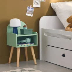 Nachttisch für Kinderzimmer