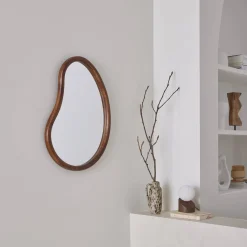 Organischer Spiegel aus Tannenholz 65cm