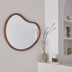 Organischer Spiegel aus Tannenholz 95cm