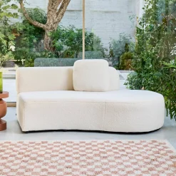 Organisches 2-3-Sitzer-Sofa mit Bouclé-Bezug und einer kleinen Recamiere