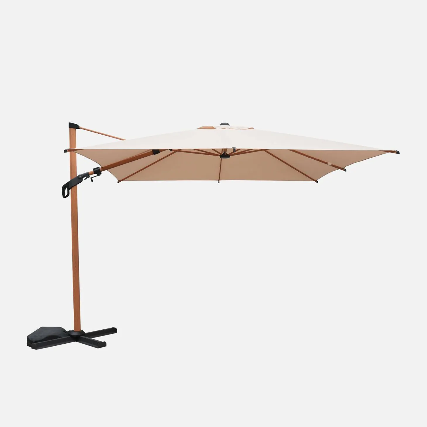 Quadratischer Ampelschirm 3x3 m Mast mit Holz-Optik