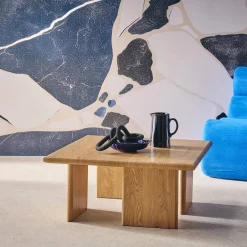 Quadratischer Couchtisch
