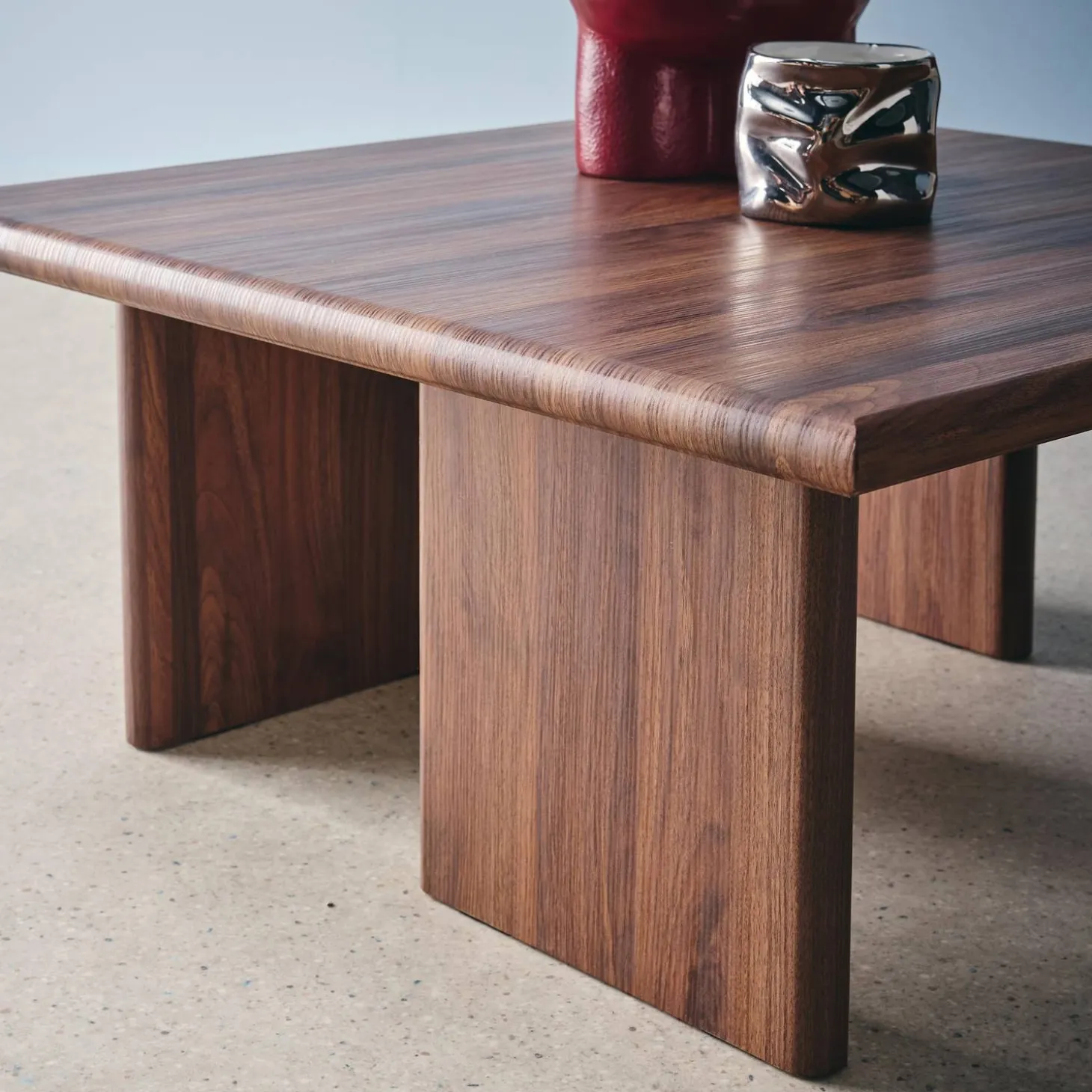 Quadratischer Couchtisch