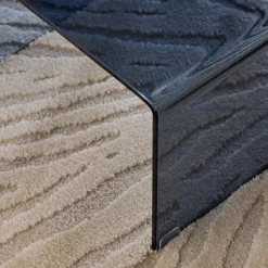 Rechteckige und quadratische Satztische aus gehärtetem Glas