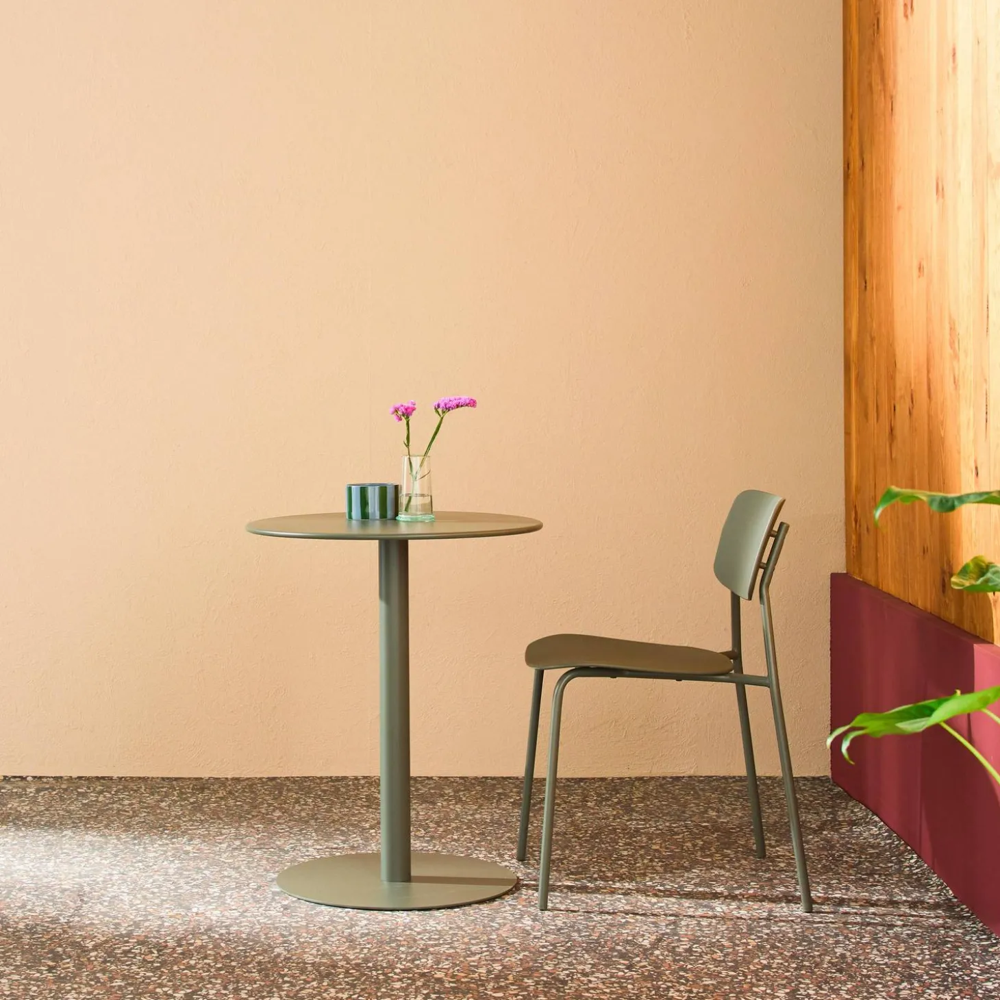 Runder Bistro-Gartentisch aus Stahl für 2 Personen