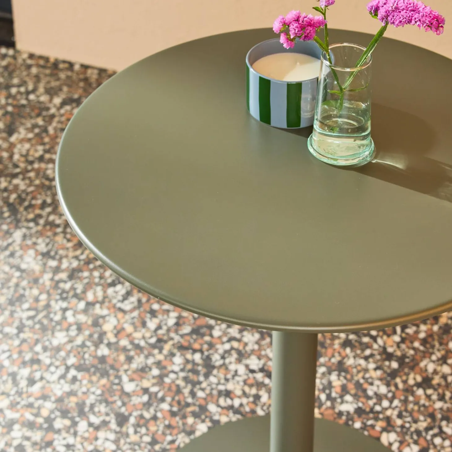 Runder Bistro-Gartentisch aus Stahl für 2 Personen