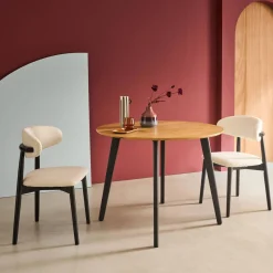 Runder Esstisch im Holzlook mit schwarzen Metallbeinen für 4 Personen