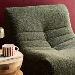 Sessel mit Bezug im Alpaka-Look