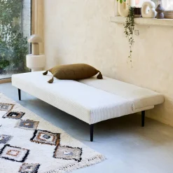 3-Sitzer Schlafsofa mit Cordbezug und Metallbeinen