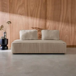 2-Sitzer Sofa mit Bouclé-Bezug für ein modulares Sofa