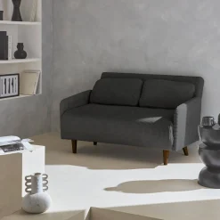 2-Sitzer-Sofa mit Cordbezug und Holzfüßen