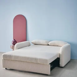Abgerundetes 2-Sitzer Sofa mit Bouclé-Bezug
