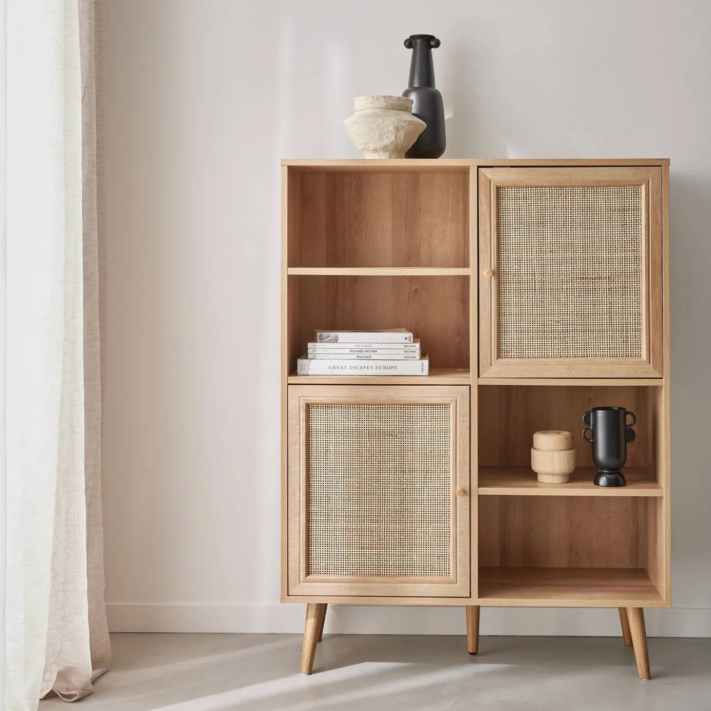 Anrichte mit Rattan-Geflecht und Holzdekor, 4 Türen