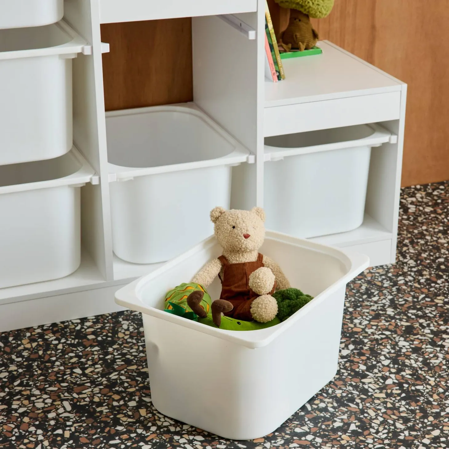 Aufbewahrungsmöbel für Kinder mit 6 Aufbewahrungsbehältern