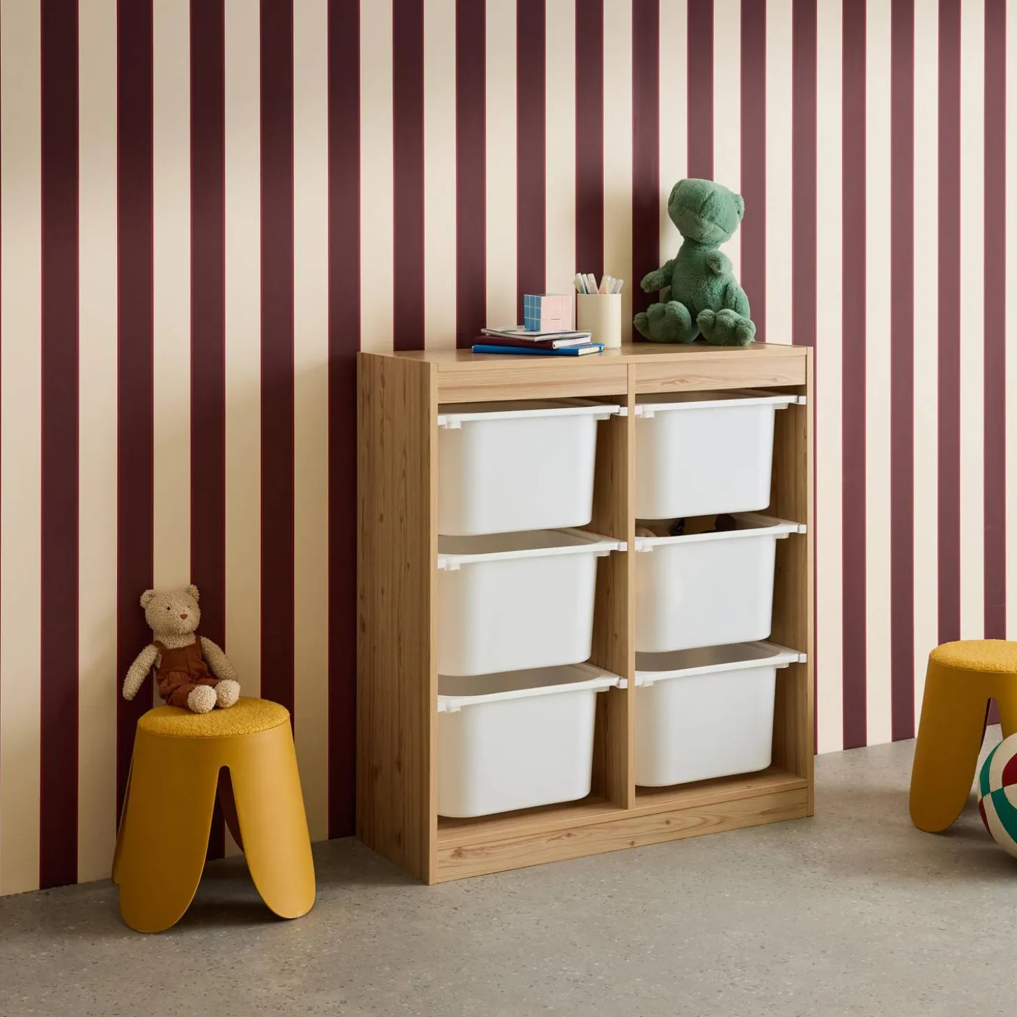 Aufbewahrungsmöbel für Kinder mit 6 Kunststoffbehältern