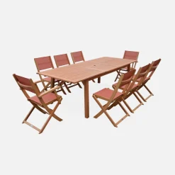 Ausziehbarer Gartentisch aus Holz, 8 Stühle