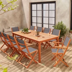Ausziehbarer Gartentisch aus Holz, 10 Stühle