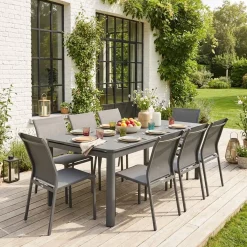 Ausziehbarer Gartentisch + 8 Stühle aus Aluminium