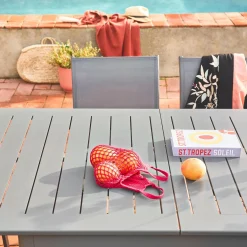 Ausziehbarer Gartentisch, 6 Stühle, 2 Sessel aus Aluminium und Textilene