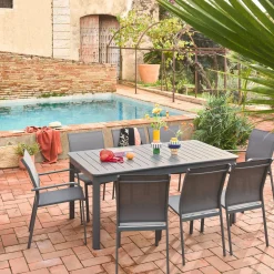 Ausziehbarer Gartentisch, 6 Stühle, 2 Sessel aus Aluminium und Textilene