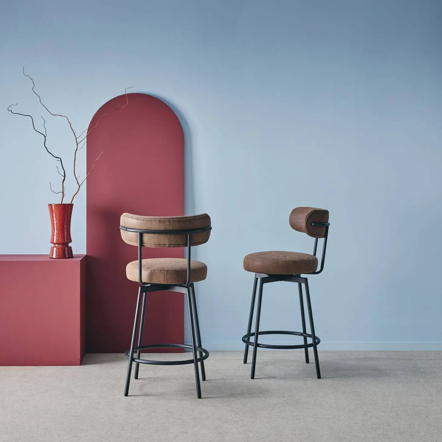 Barhocker mit drehbarer Sitzfläche aus Metall und Kunstleder (Set von 2)