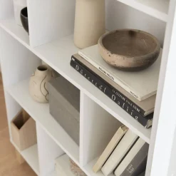 Bücherregal in Holzoptik mit Holzbeinen 4 Regale und 8 Fächer