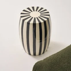 Beistelltisch, Sofaende, Nachttisch aus emailliertem Stahl, zweifarbige Streifen Ø 35 x H 46 cm