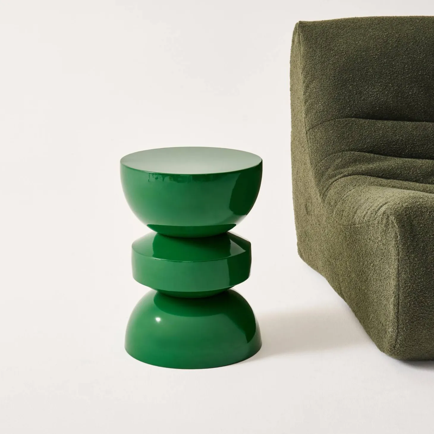 Beistelltisch, Sofatisch, Nachttisch aus Metall mit Glanzeffekt Ø32 x H44,5cm