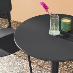 Bistro-Gartentisch rund aus Stahl + 2 Stühle