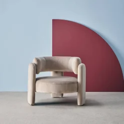 Dreibeiniger Sessel aus Samt