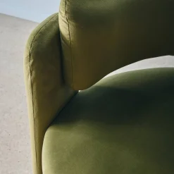 Dreibeiniger Sessel aus Samt