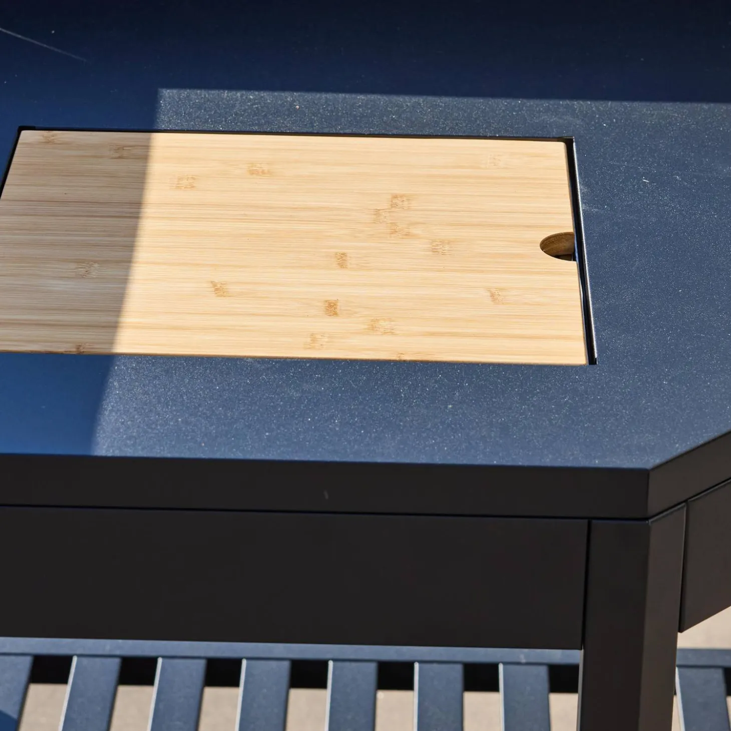 Eckmodul für Außenküche aus Stahl mit Eiswürfelbehälter und Holzbrett B 80 cm