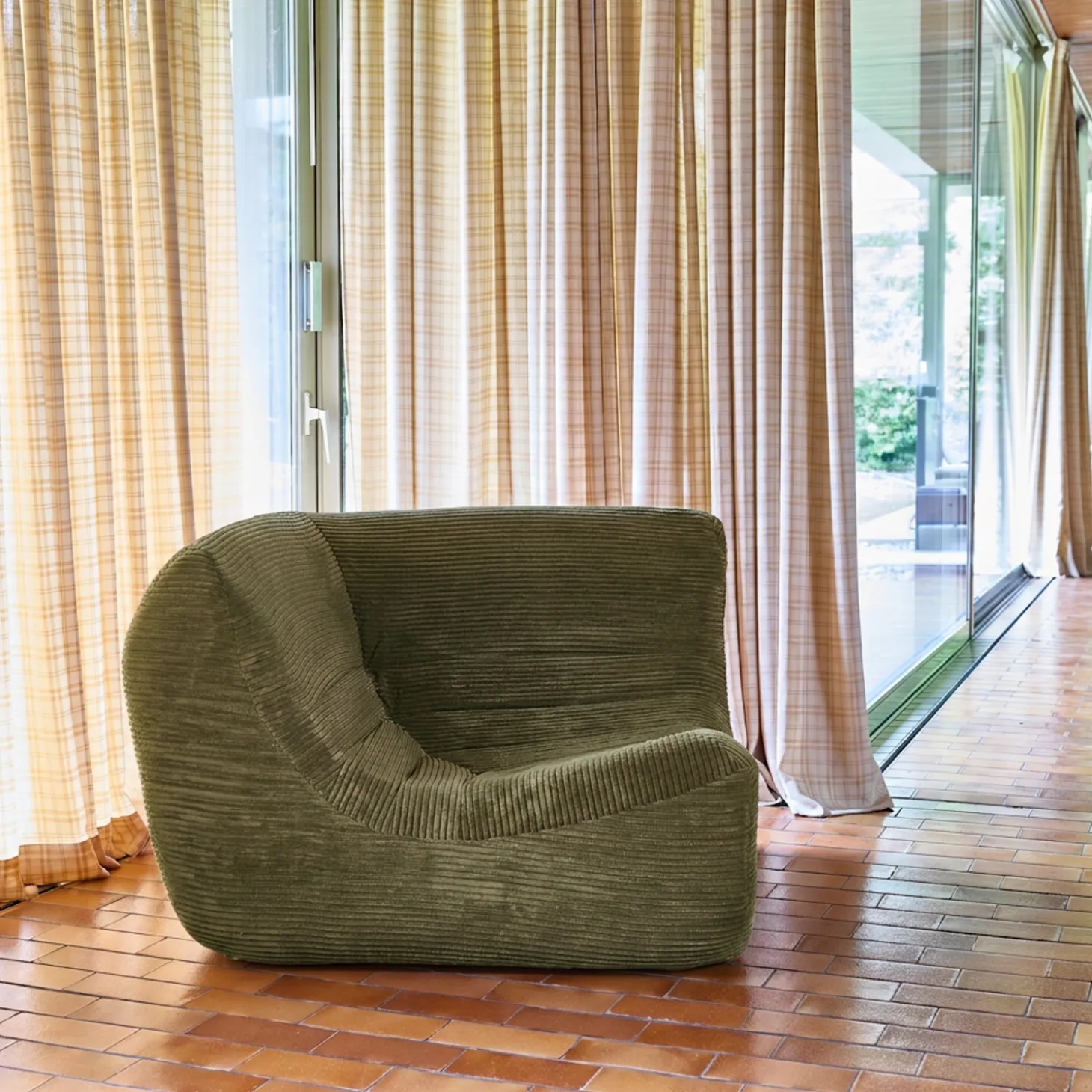 Eck-Sessel mit Cordbezug, 1-Sitzer