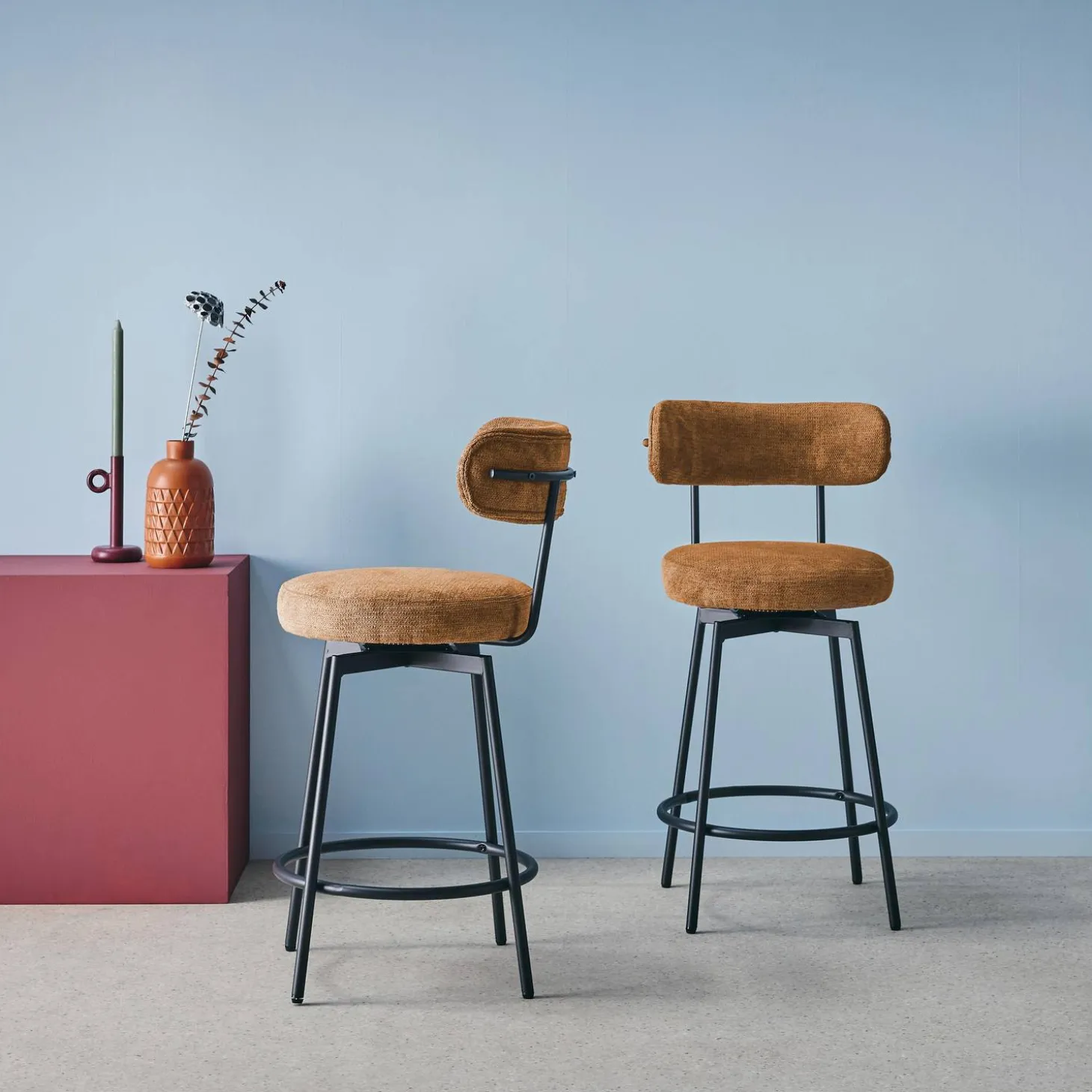 2er-Set Barhocker mit drehbarem Sitz aus Metall mit Stoffbezug