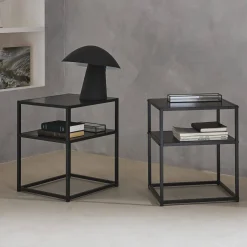 2er Set Nachttische aus schwarzem Metall mit Regal
