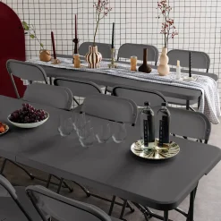 2er-Set Partytischen aus Kunststoff + 12 Stühle, zusammenklappbar