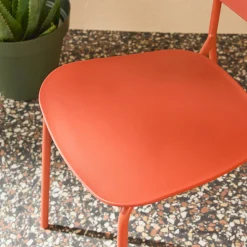 4er-Set stapelbare Gartenstühle aus Stahl und Kunststoff