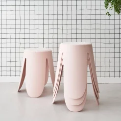 4er Set stapelbare Hocker, strukturierter Bouclébezug