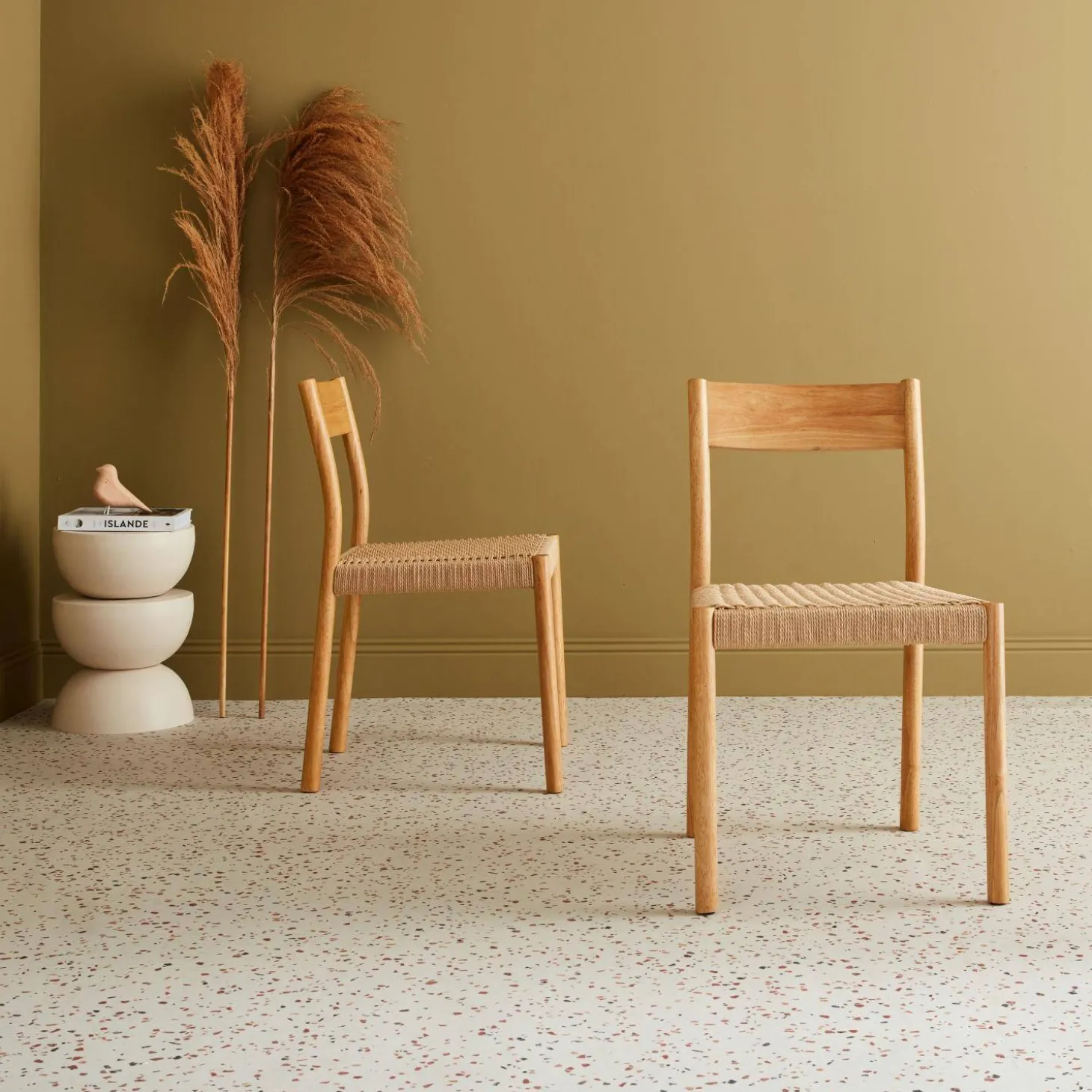2er-Set Stühle aus Holz und Seilgeflecht