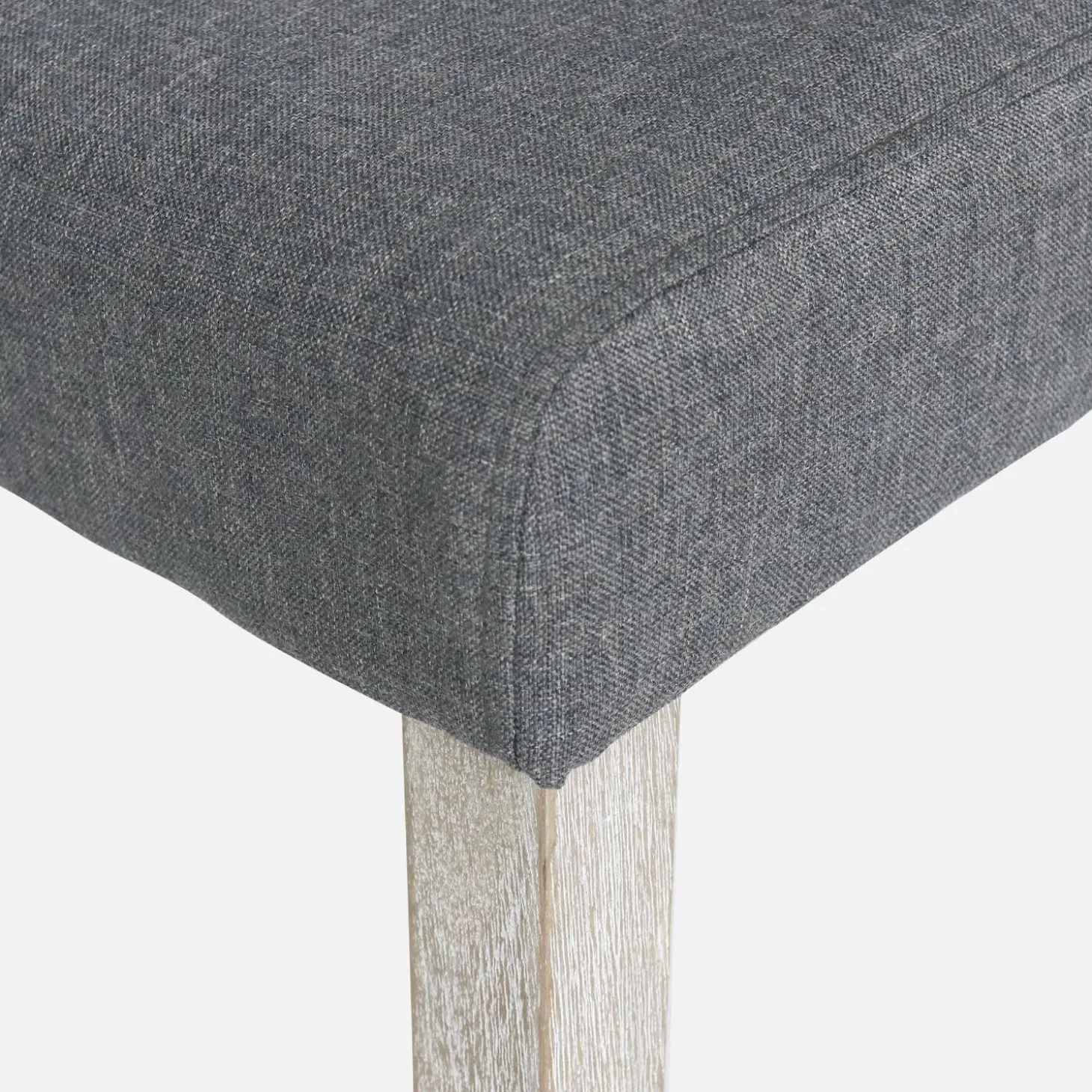 4er Set Stühle mit Stoffbezug und gekälkten Holzbeinen