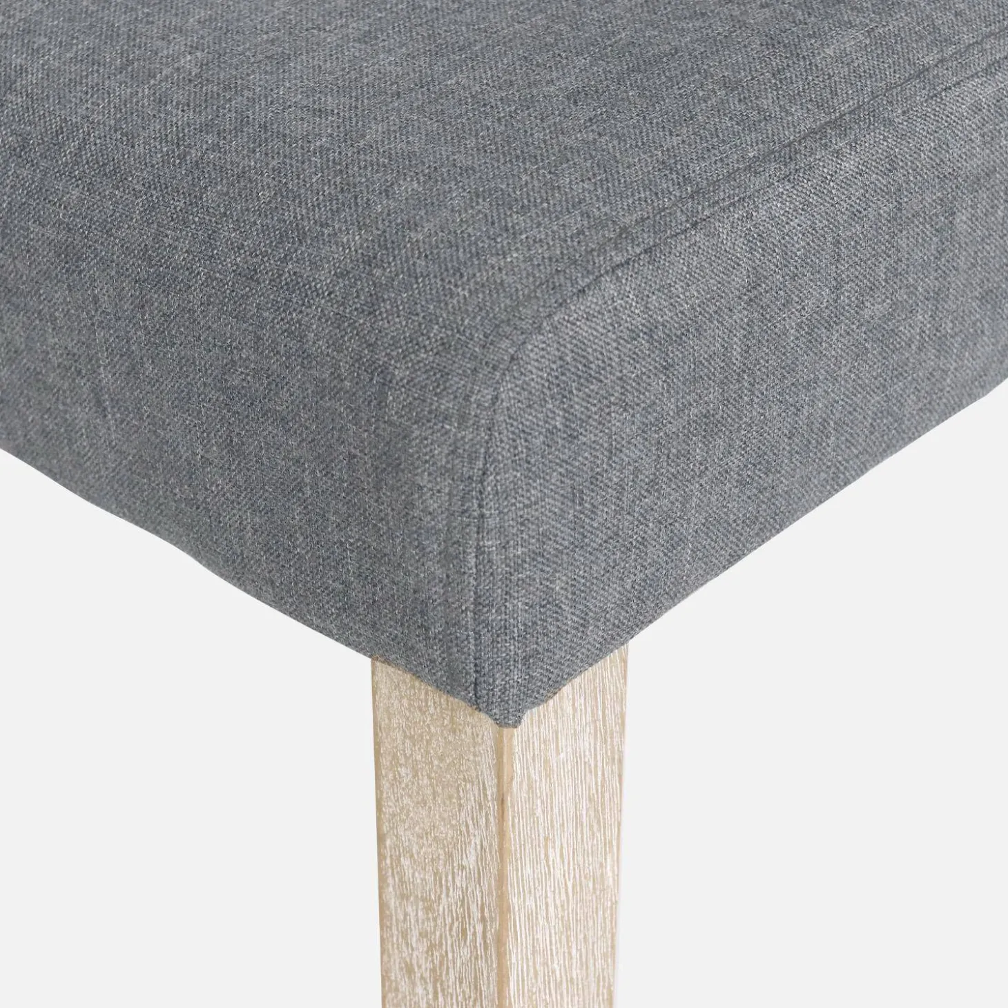 4er Set Stühle mit Stoffbezug und gekälkten Holzbeinen