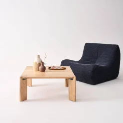 Exotischer quadratischer Couchtisch aus Massivholz