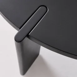 Exotischer runder Couchtisch aus Massivholz