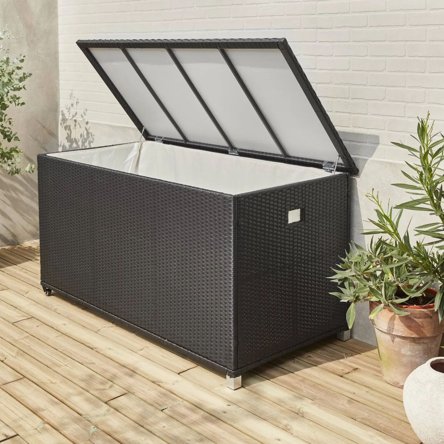 Gartenkiste aus Polyrattan 162x82cm